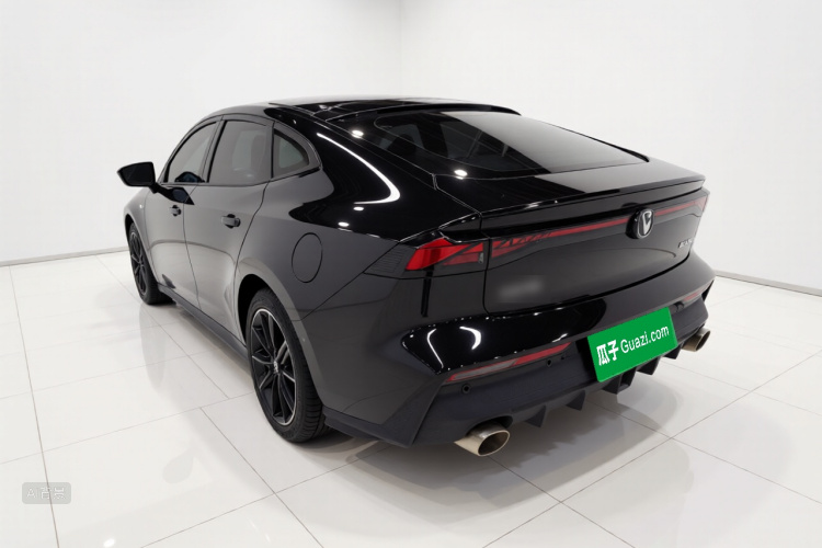 Changan UNI-V iDD 2023 imagem de carro #5