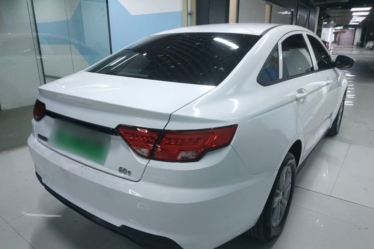 睿蓝汽车 枫叶60s 2025 汽车图片 #5