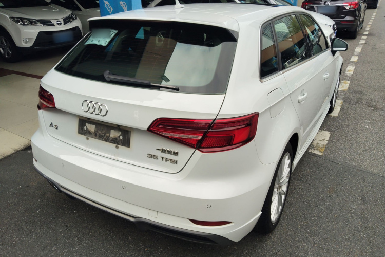 Audi A3 2018 #5 Audi A3 2018 car image #5