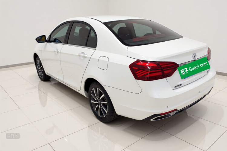 GEELY Emgrand 2020 car image #5