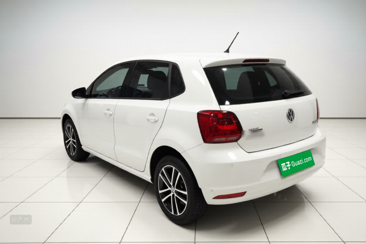 Polo 2016 car image #5