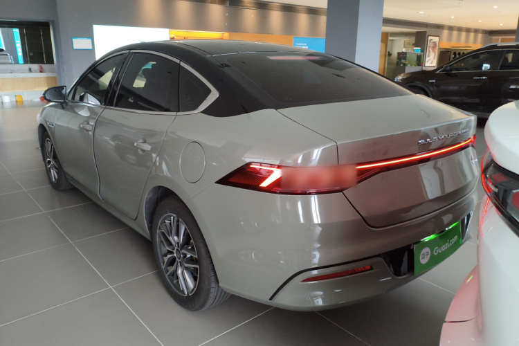 BYD Qin Plus 2023 imagem de carro #5