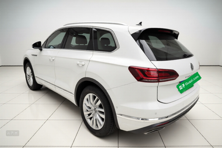 Volkswagen Touareg 2018 car image #5