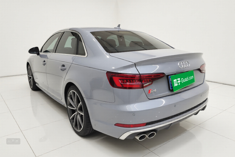 Audi S4 2019 imagem de carro #5