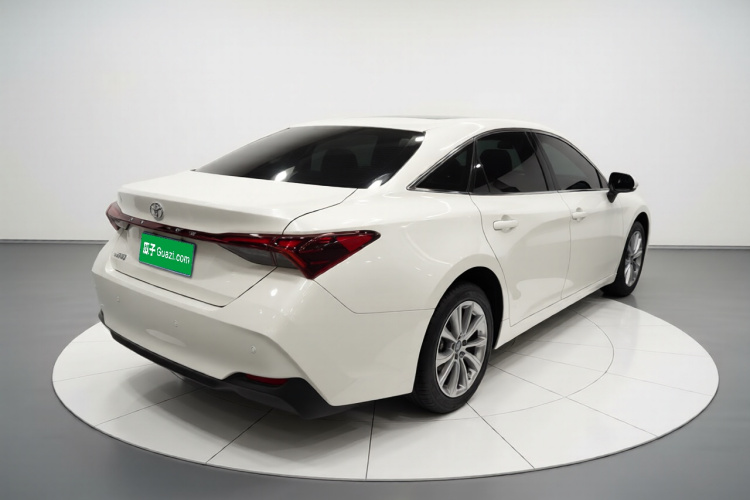 Toyota Avalon 2024 car image #5