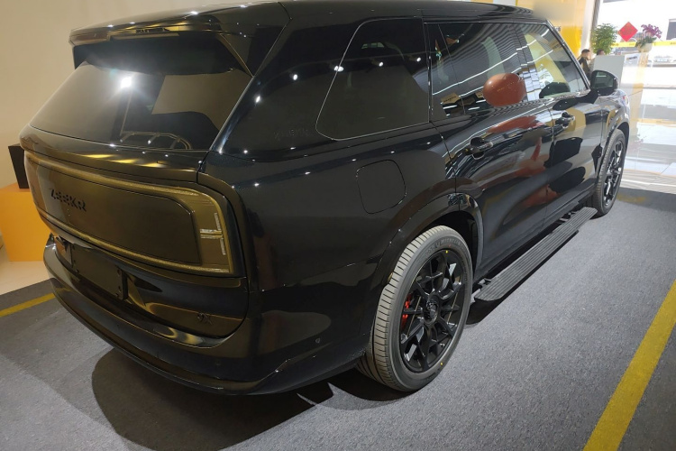 极氪 极氪9X 2026 汽车图片 #5