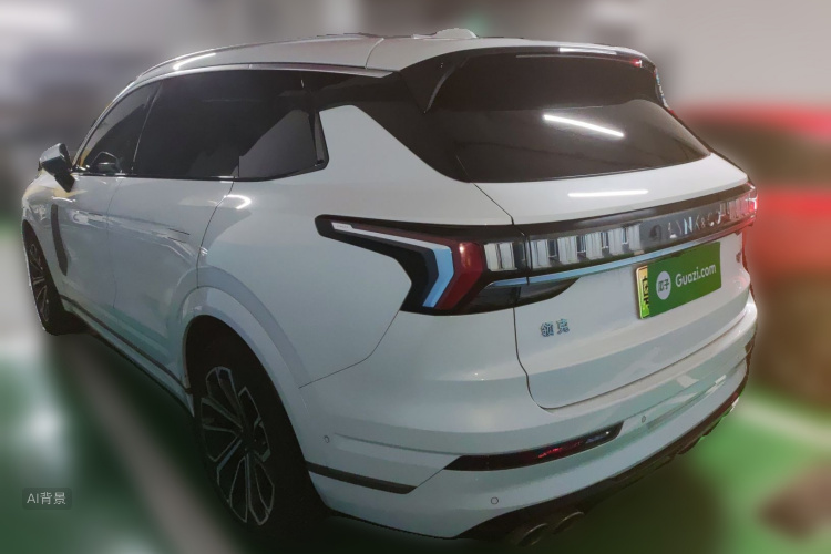 Lynk & Co 09 2022 car image #5