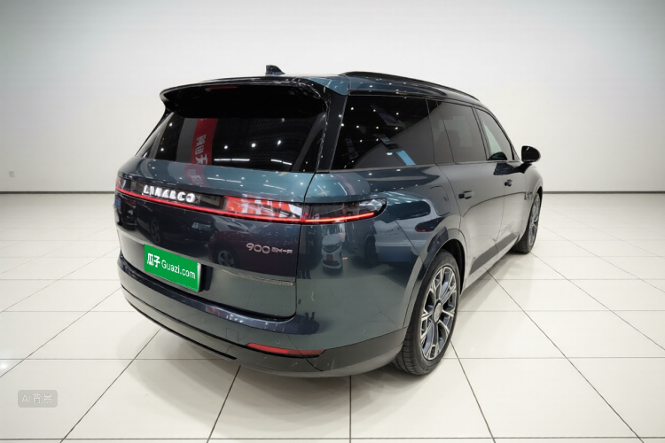 Lynk & Co 900 2025 #5 Lynk & Co 900 2025 car image #5