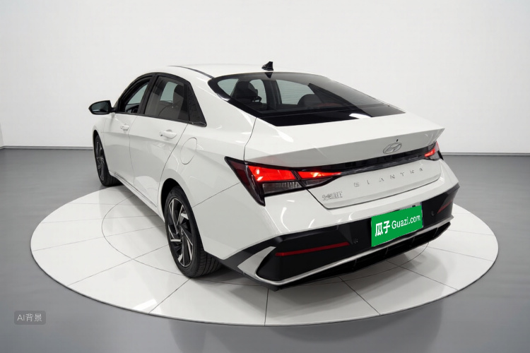 Hyundai Elantra 2024 immagine di auto #5