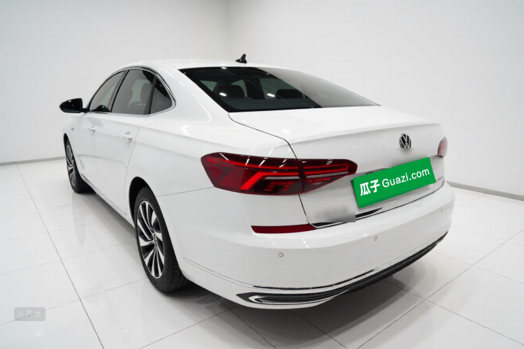 Volkswagen Passat New Energy 2021 car image #5