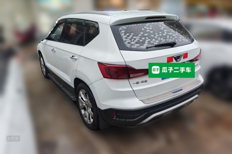 VS5 2019 car image #5