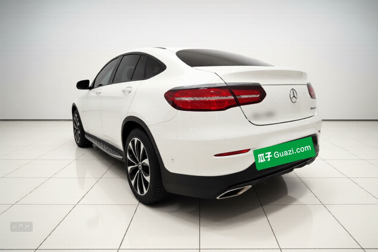 Mercedes-Benz GLC Coupe 2017 immagine di auto #5