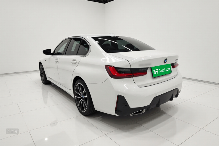 BMW 3 Series 2023 #5 BMW 3 Series 2023 car image #5