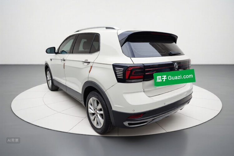 Volkswagen T-Cross 2020 car image #5
