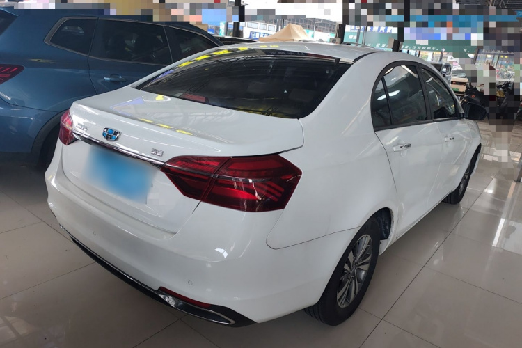 Emgrand 2018 #5 Emgrand 2018 car image #5