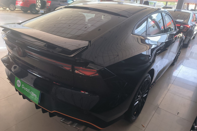 Changan UNI-V 2025 изображение автомобиля #5