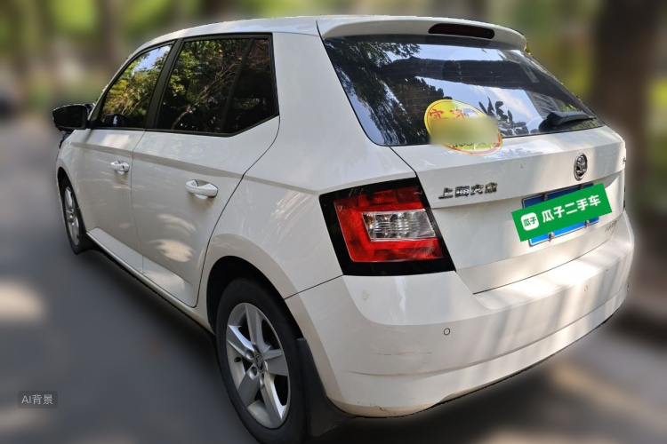 Skoda Fabia 2015 image de voiture #5