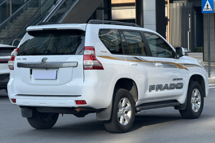 Toyota Land Cruiser Prado 2016 car image #5