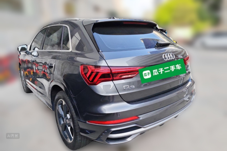 Audi Q3 2019 car image #5