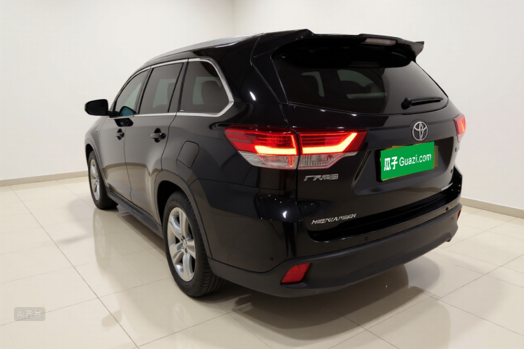 Toyota Highlander 2019 image de voiture #5