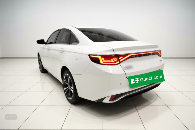 GEELY Emgrand L 2022 car image #5