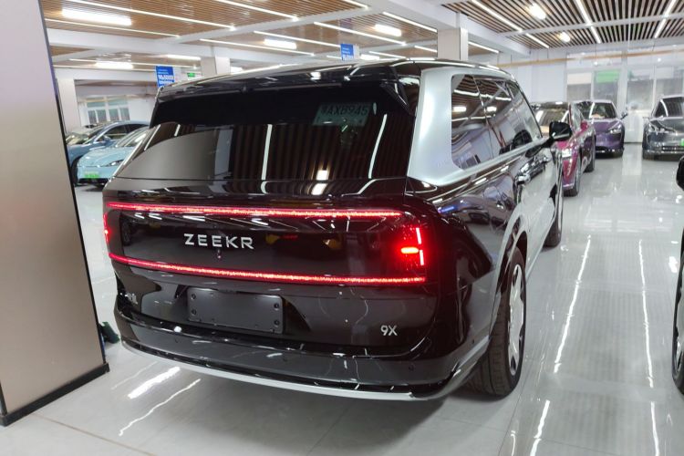 极氪 极氪9X 2026 汽车图片 #5