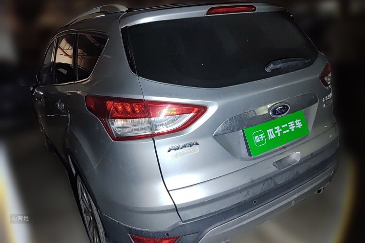 Ford Kuga 2013 immagine di auto #5