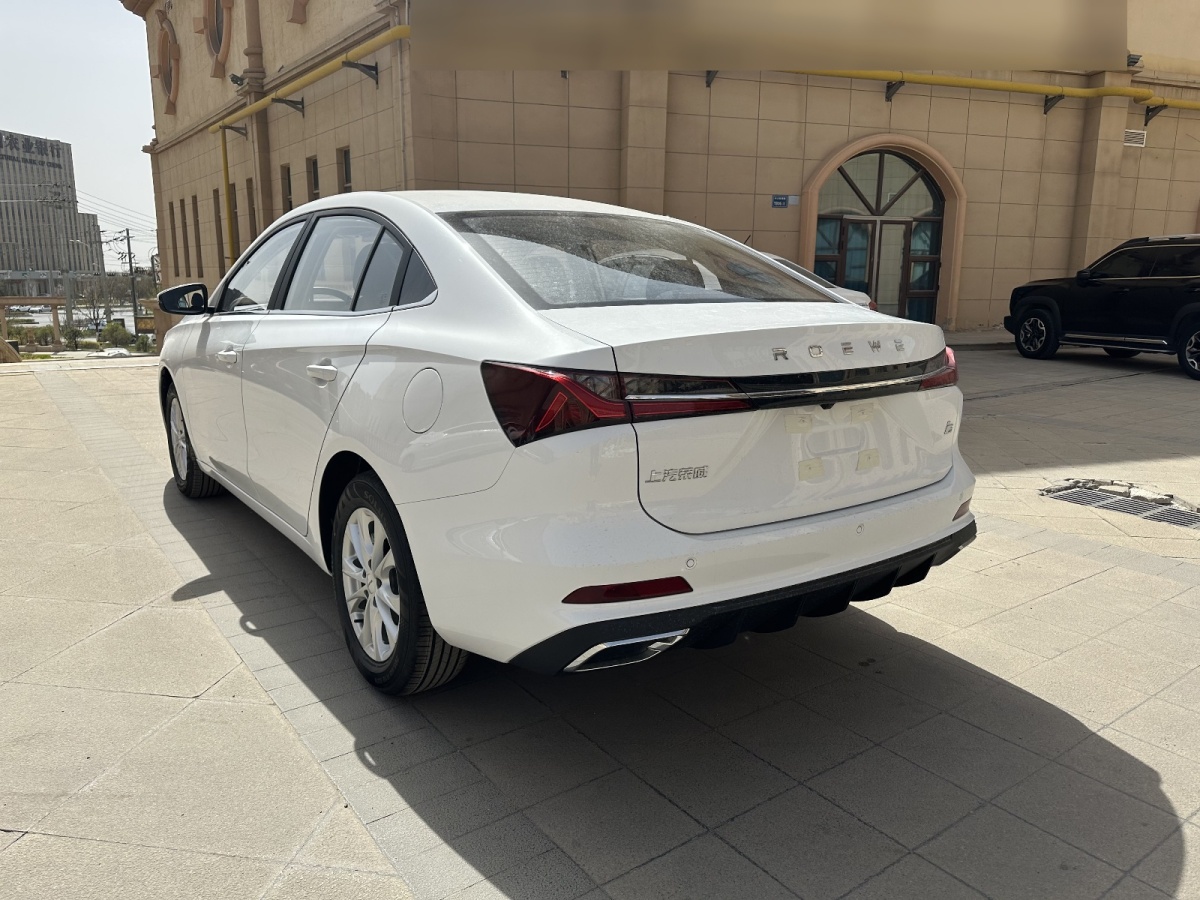 Roewe i5 2025 #5 Roewe i5 2025 car image #5