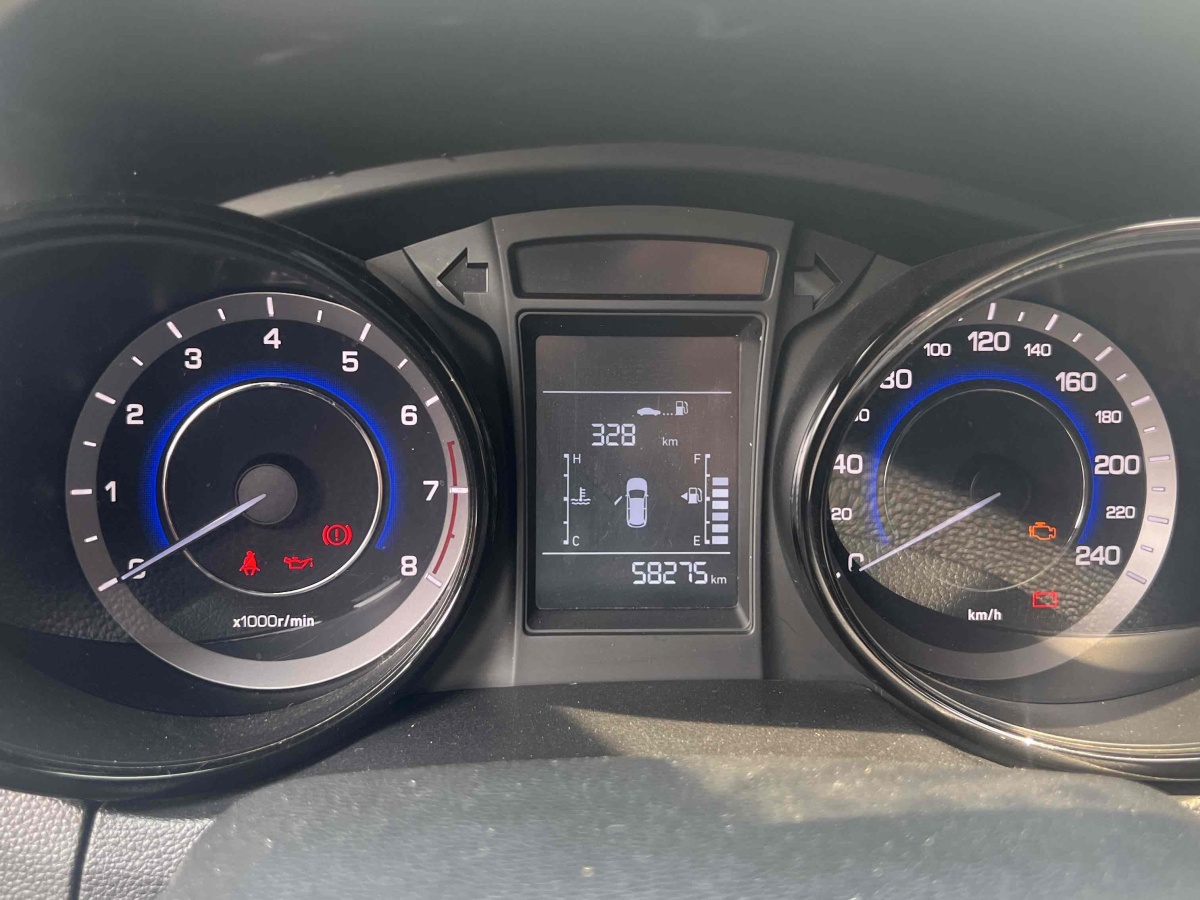 Changan CS15 2019 immagine di auto #5