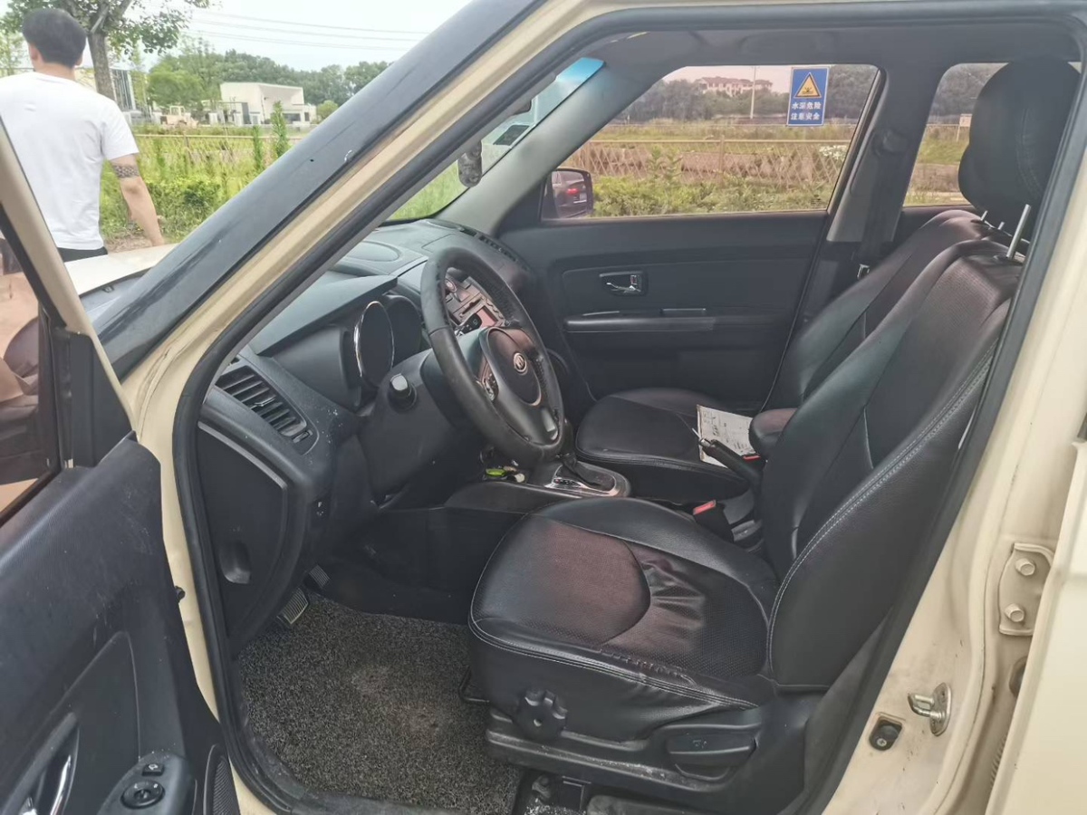 起亚 秀尔 2013 汽车图片 #5