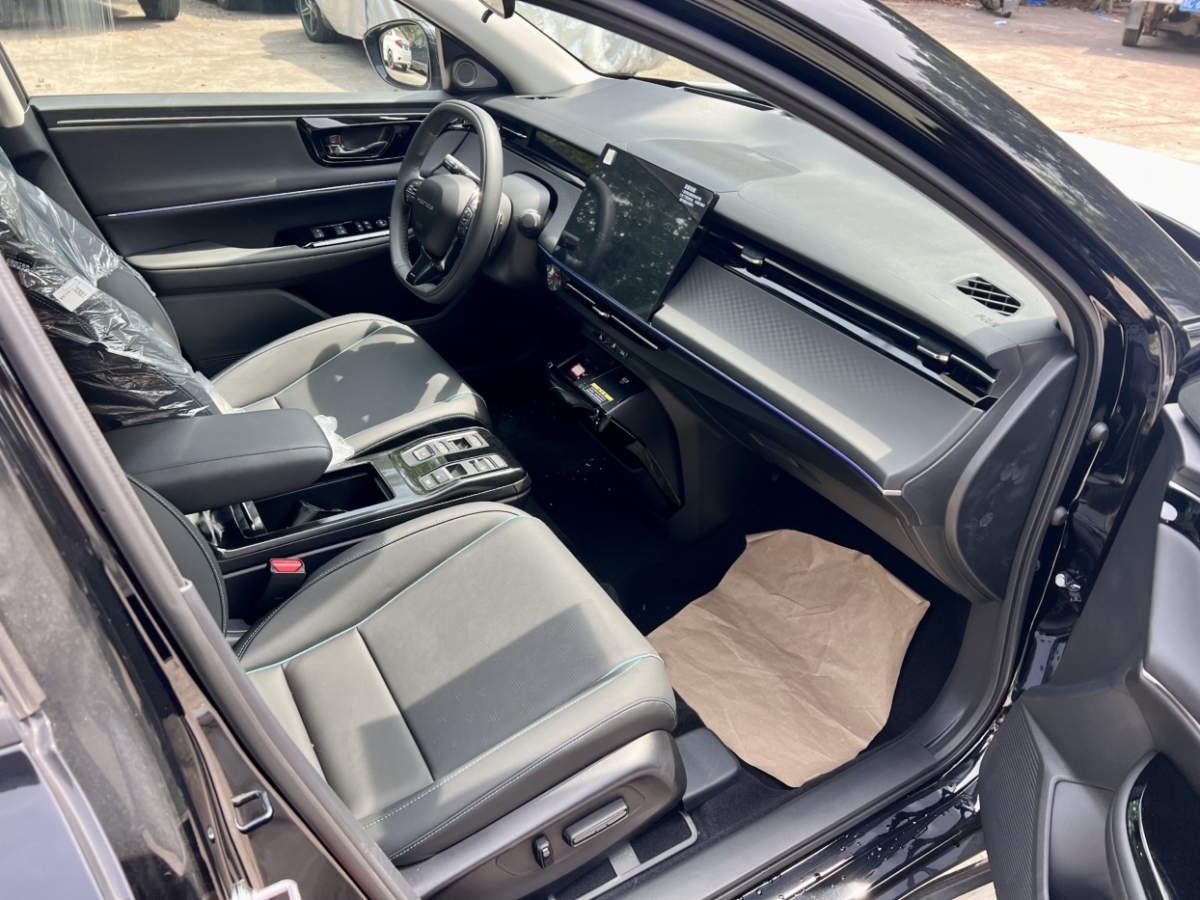 Honda e:NP2 2025 car image #5