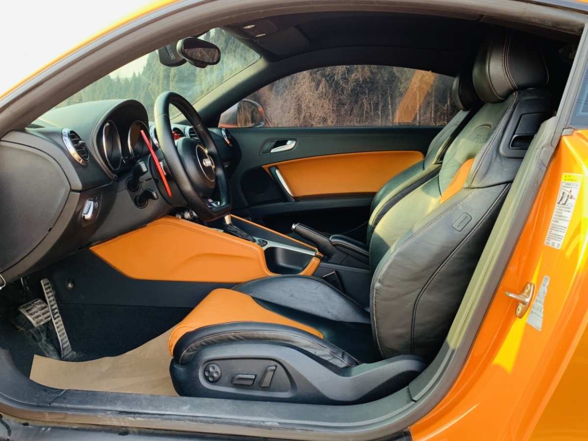 Audi TTS 2011 #5 Audi TTS 2011 car image #5