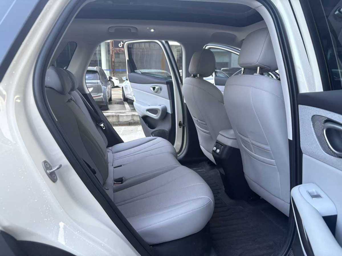 BYD Seal 06GT 2025 #5 BYD Seal 06GT 2025 car image #5