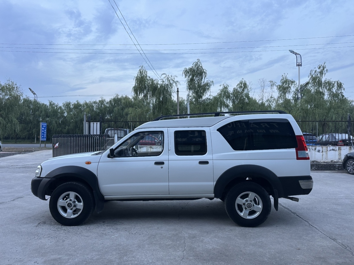 Nissan D22 2016 car image #5