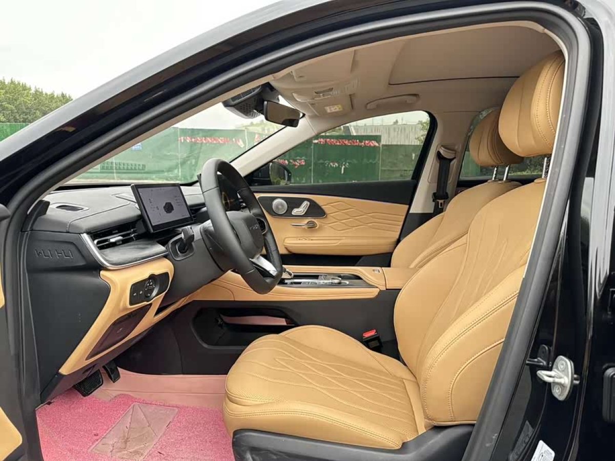 Chery Arrizo 8 Pro 2025 #5 Chery Arrizo 8 Pro 2025 car image #5