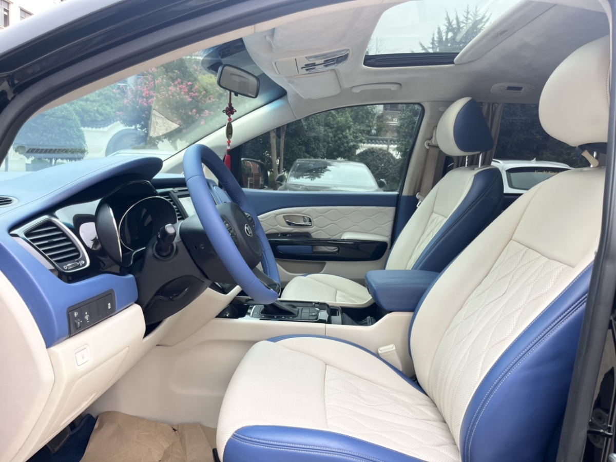 Kia Carnival (Imported) 2017 immagine di auto #5