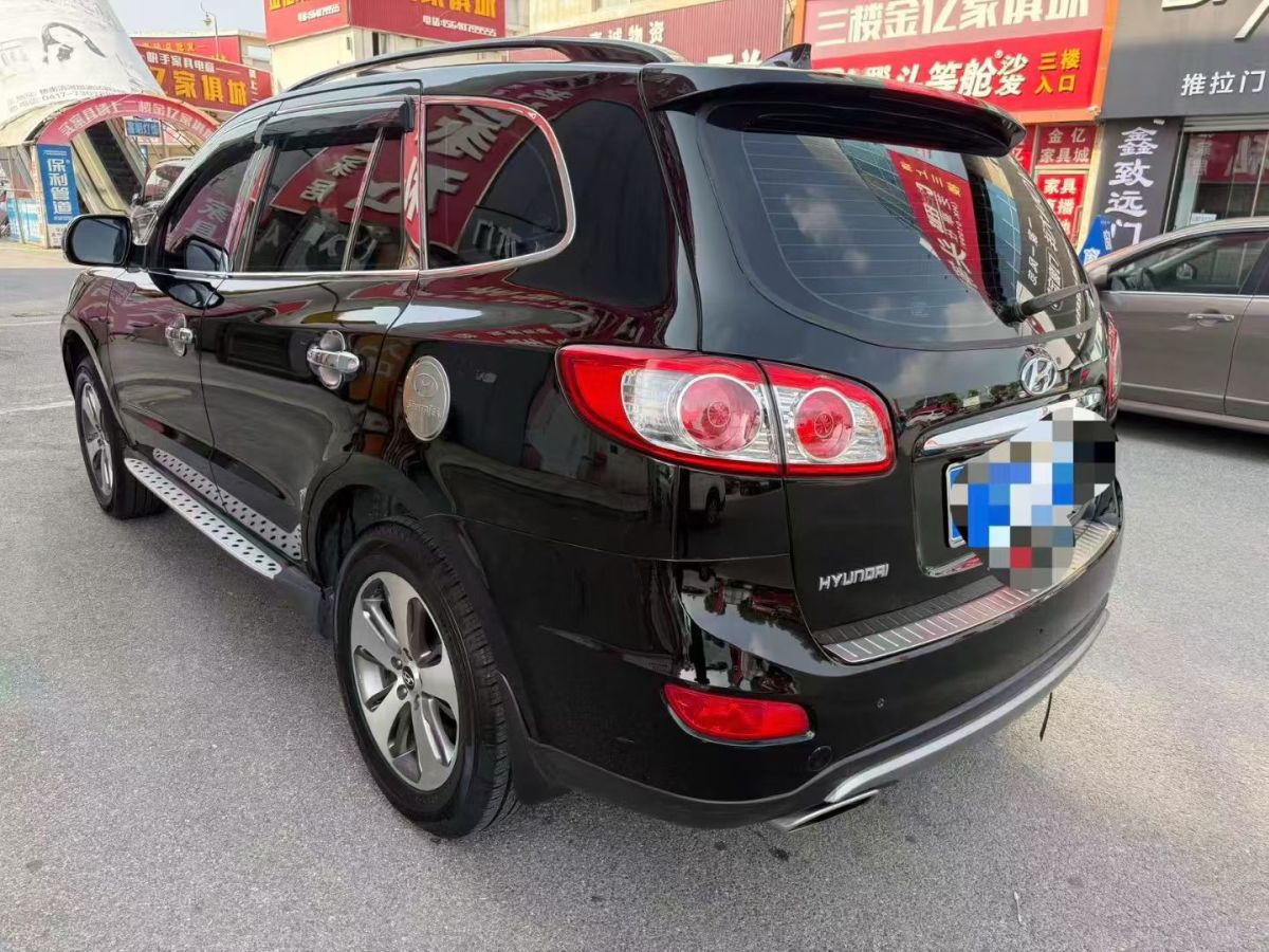 Hyundai Santa Fe Classic 2012 car image #5