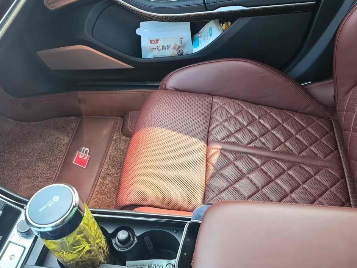 Audi S8 2022 #5 Audi S8 2022 car image #5