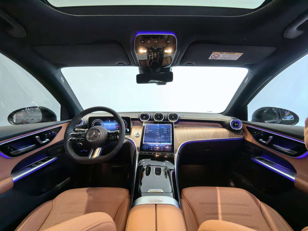 Mercedes-Benz GLC Class 2023 immagine di auto #5