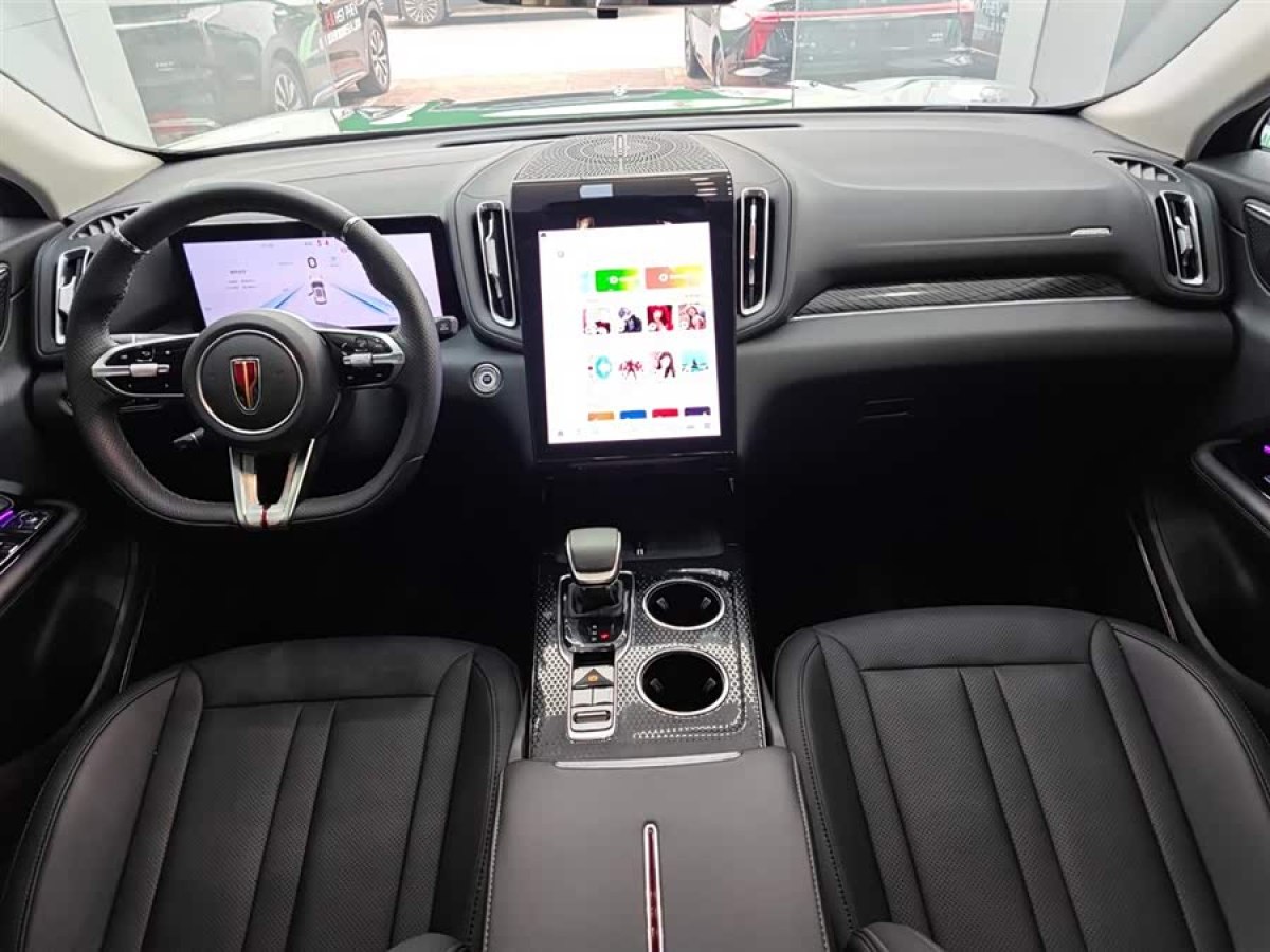 HongQi HS3 PHEV 2024 #5 HongQi HS3 PHEV 2024 car image #5