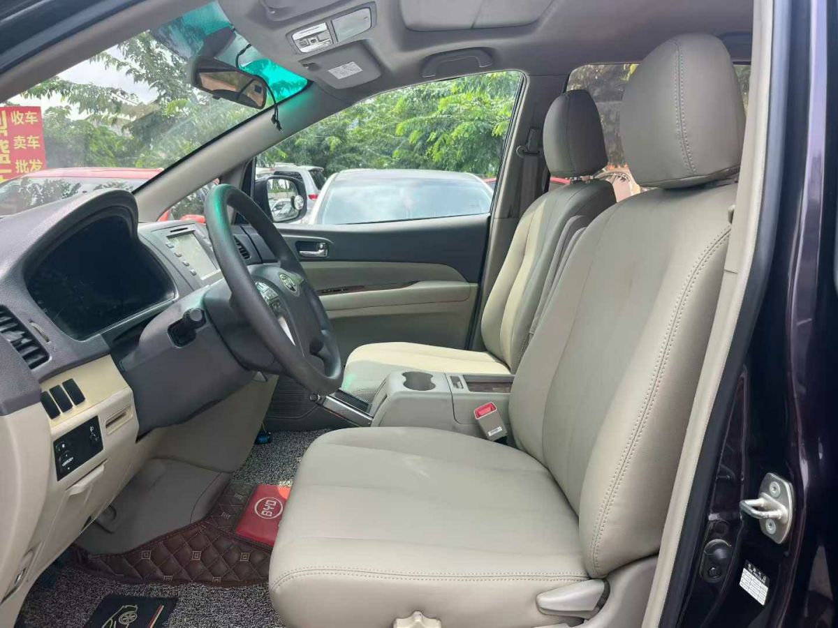 BYD M6 2016 صورة سيارة #5