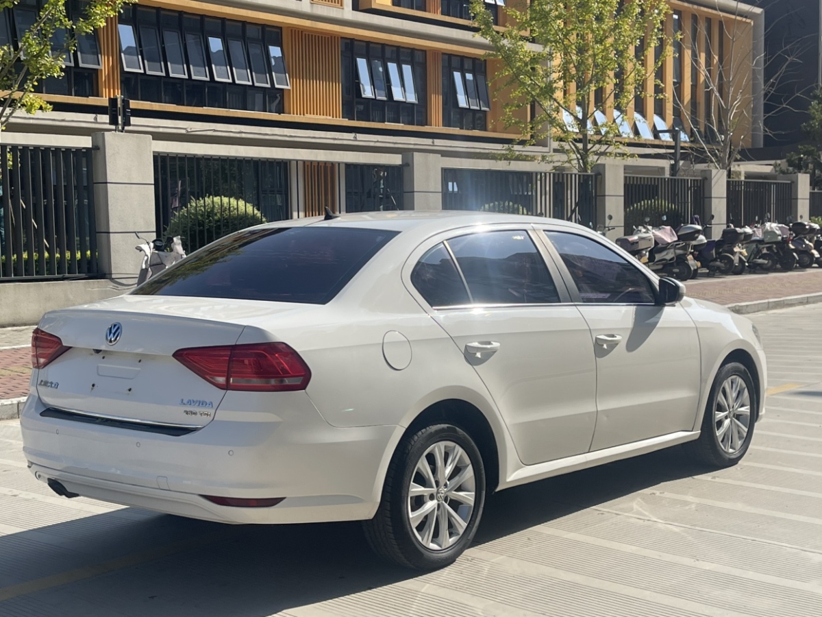 Volkswagen ID.UNYX 06 2016 صورة سيارة #5