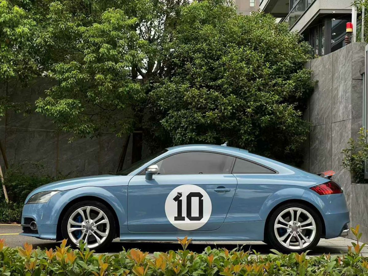 Audi TTS 2014 car image #5
