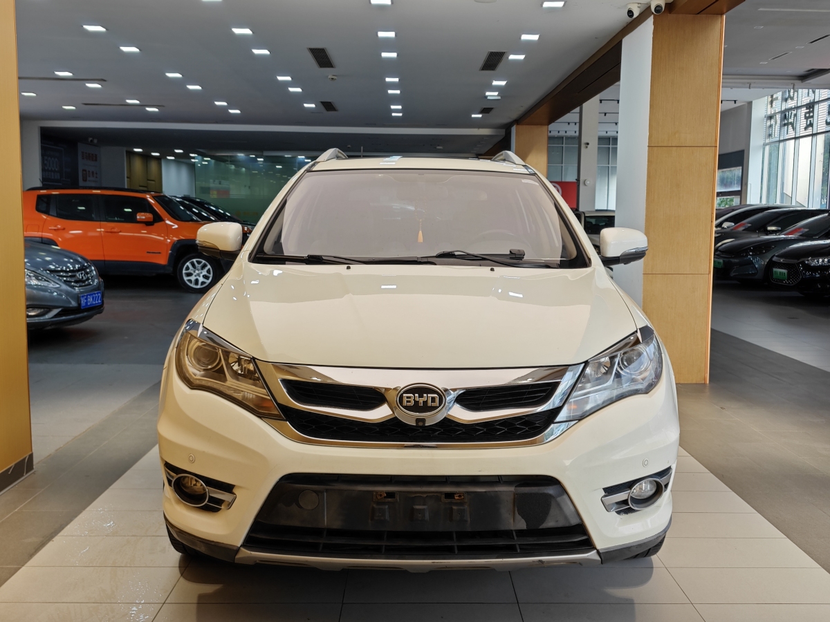 BYD S7 2015 car image #5