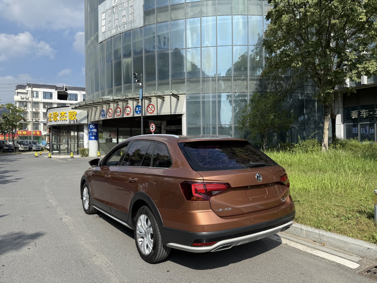 Volkswagen C-Trek 2017 immagine di auto #5