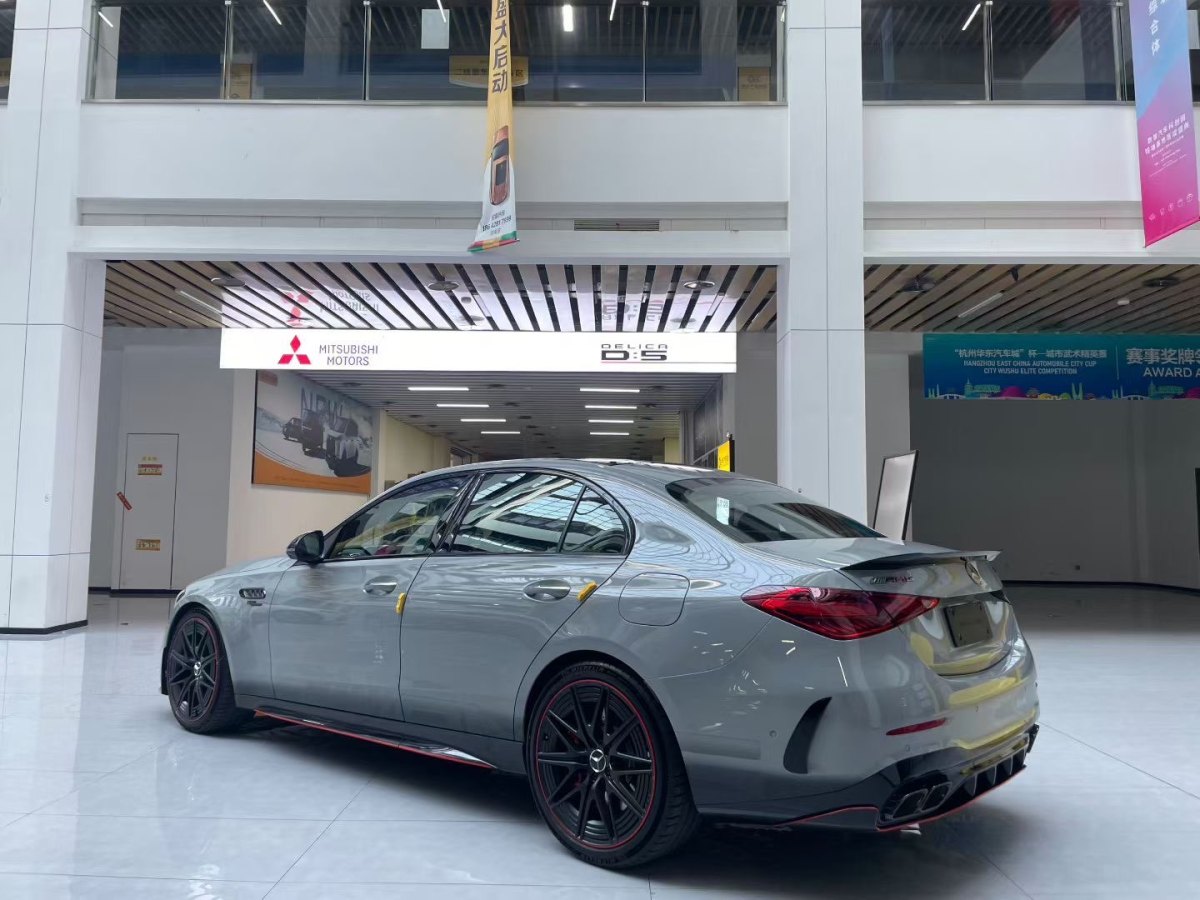 Mercedes-Benz C AMG New Energy 2025 изображение автомобиля #5