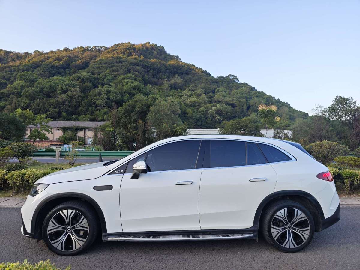 Mercedes-Benz EQE SUV 2023 #5 Mercedes-Benz EQE SUV 2023 car image #5