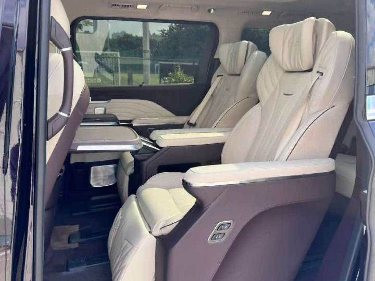 HongQi HQ9 2022 #5 HongQi HQ9 2022 car image #5