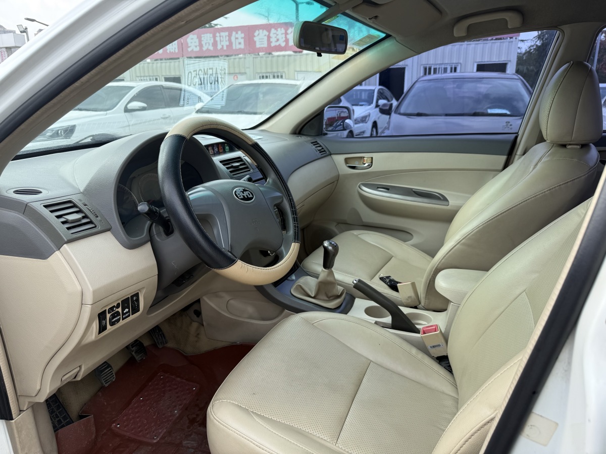 BYD L3 2013 immagine di auto #5