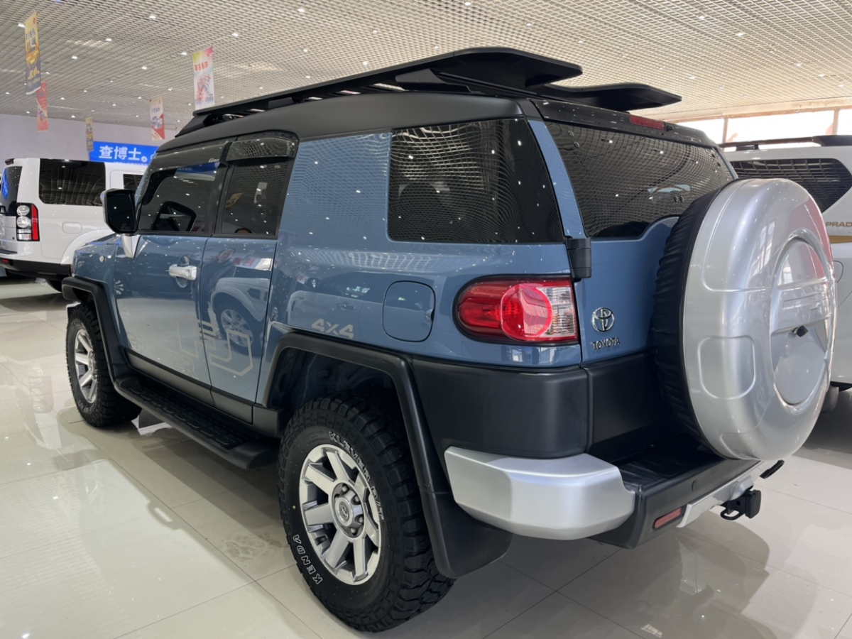 Toyota FJ Cruiser 2018 #5 Toyota FJ Cruiser 2018 immagine di auto #5